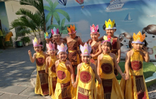 Hoạt Động 